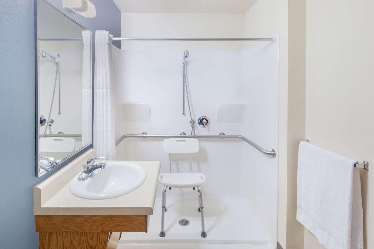 Woodspring Suites Ankeny Des Moines Esterno foto