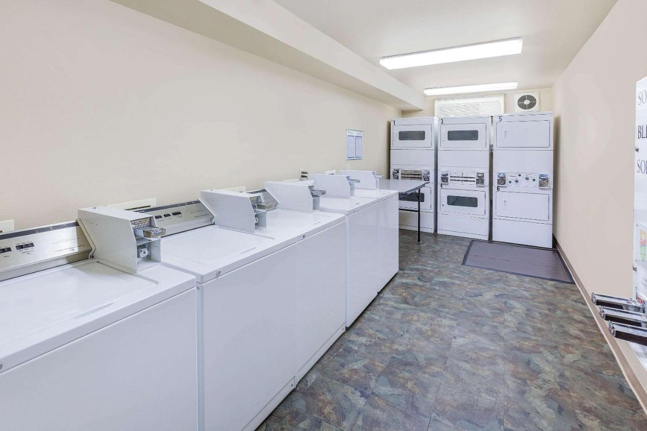 Woodspring Suites Ankeny Des Moines Esterno foto