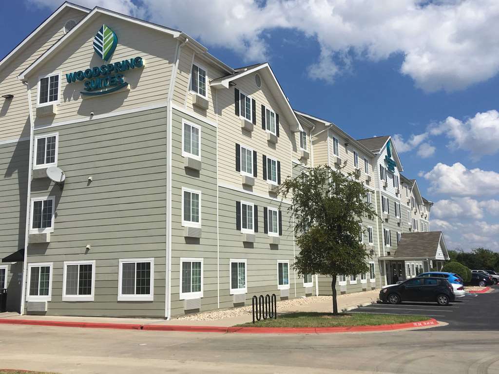 Woodspring Suites Ankeny Des Moines Esterno foto