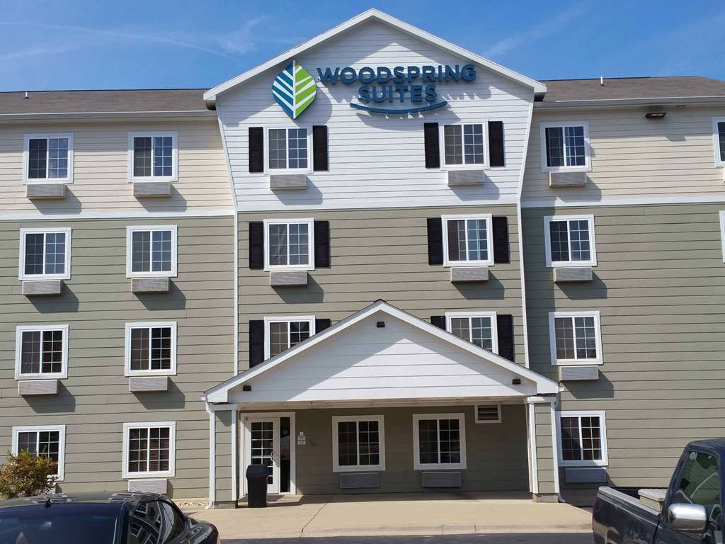 Woodspring Suites Ankeny Des Moines Esterno foto